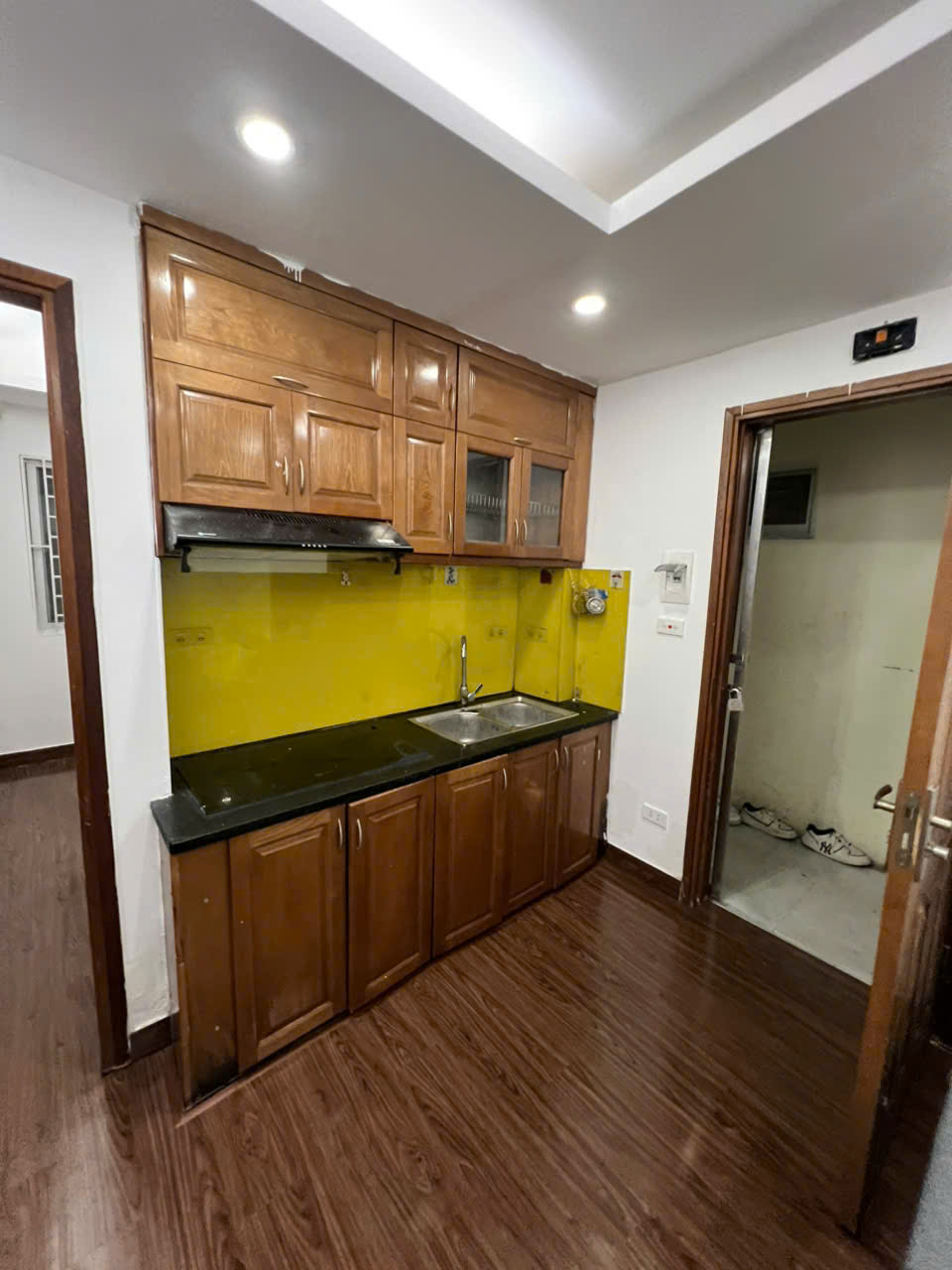 Bán chung cư mini ngõ 603 Lạc Long Quân, Quận Tây Hồ 50m giá 1.66 tỷ, phôi sổ riêng - Ảnh 4