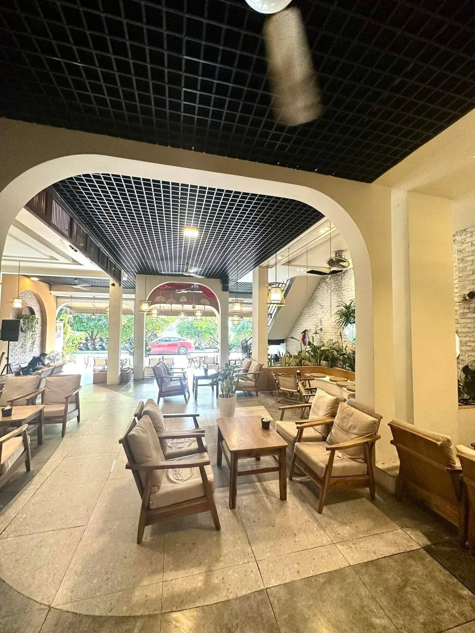 HIẾM CÓ! BÁN NHÀ PHỐ NGUYỄN KHÁNH TOÀN - 131M² x 8T THANG MÁY - LÔ GÓC - KINH DOANH - GIÁ 69 TỶ - Ảnh 2