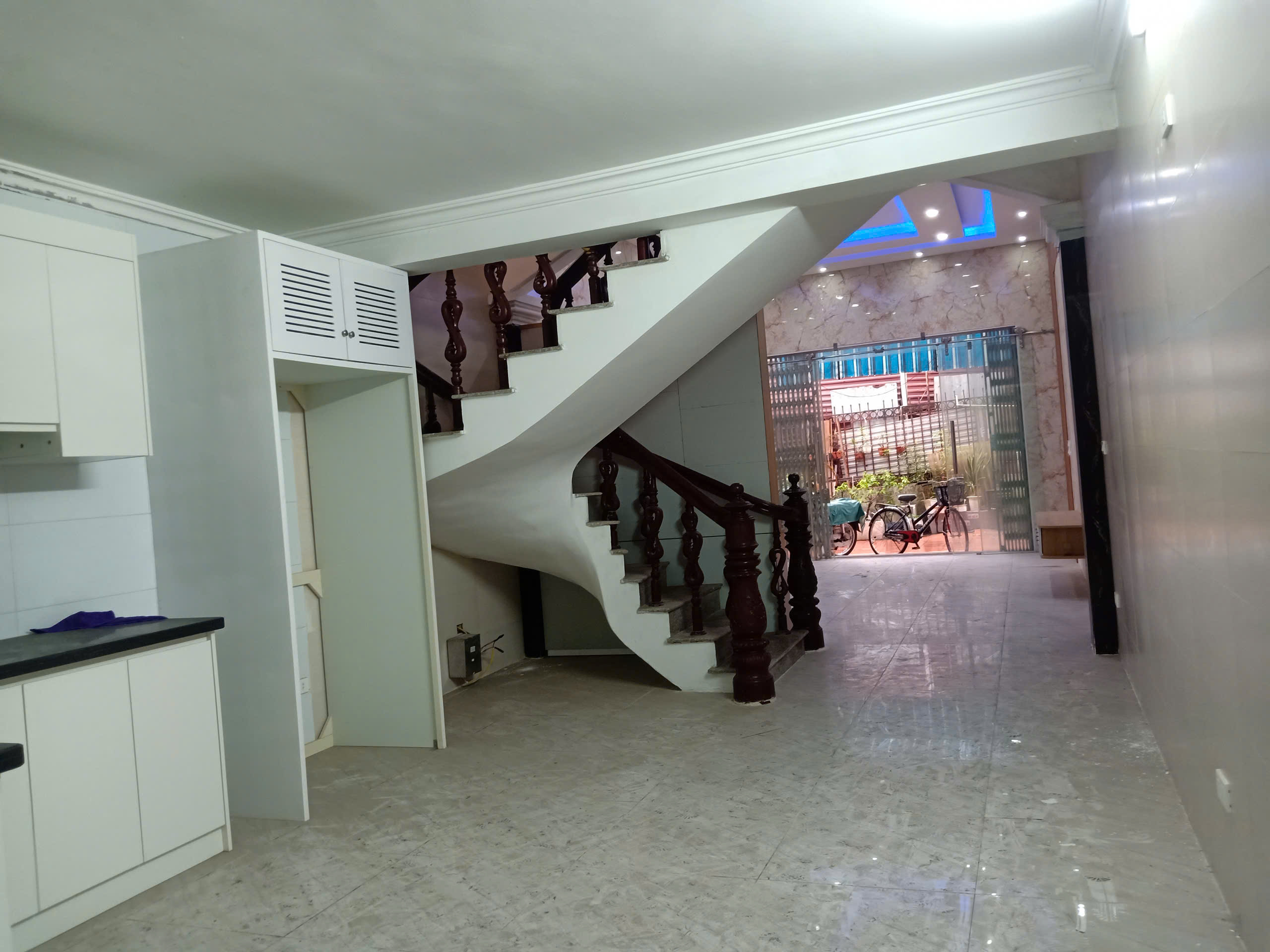Cần Chuyển Nhượng Gấp Căn Nhà 64m2 x 3,5 tầng Tại PHƯƠNG LƯU, Hải An , Hải Phòng - Ảnh chính
