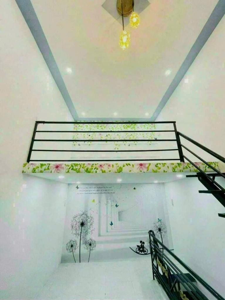 Bán nhà Huỳnh Văn Chính, gần Âu Cơ, Tân Phú, 2 tầng mới đẹp, 2PN, chỉ hơn 1 tỷ - Ảnh 2