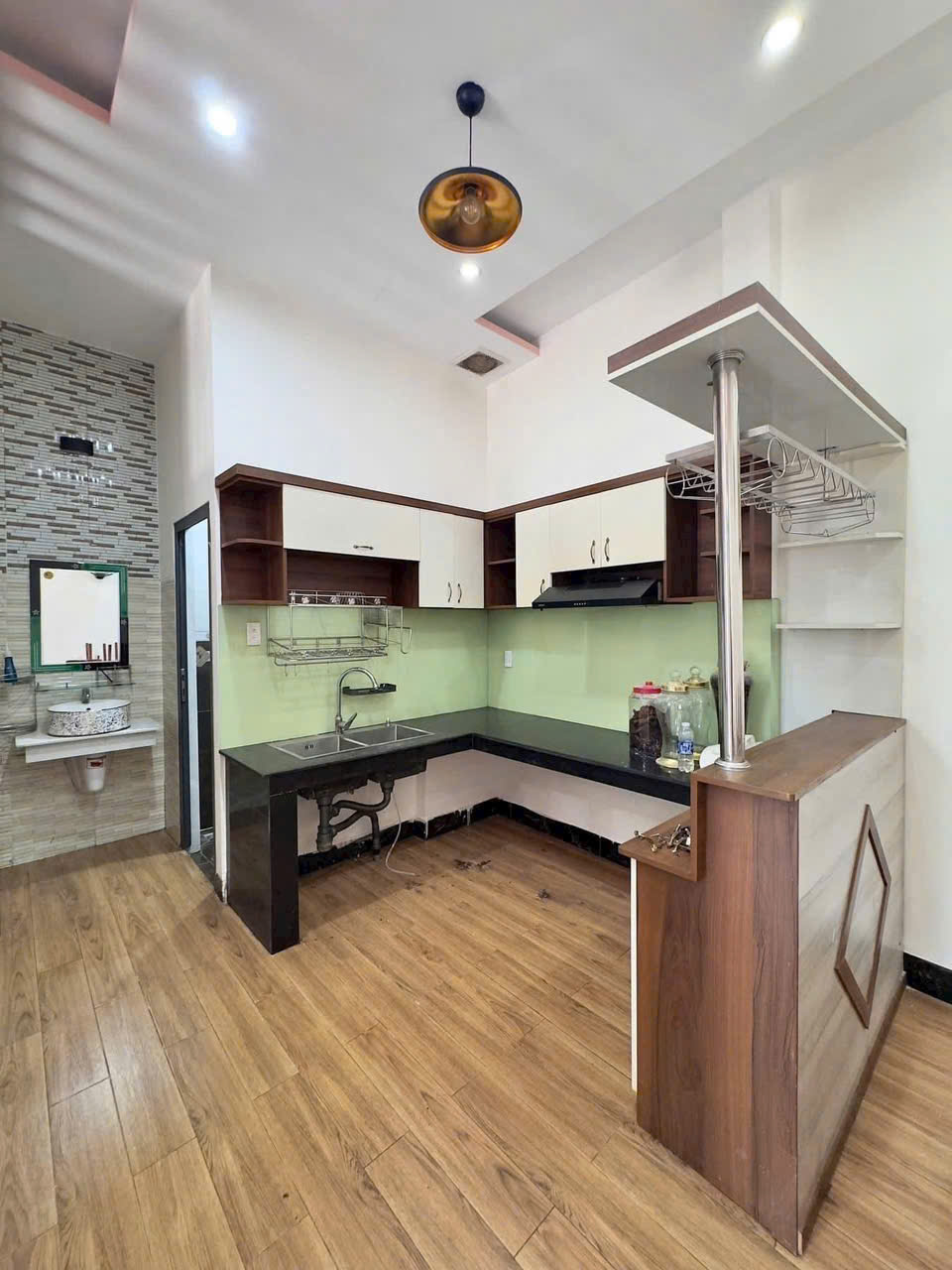 Bán nhà 1 trệt 1 lầu mới tinh, đường oto thông, gần cầu suối mau chỉ 2tỷ750 - Ảnh 3