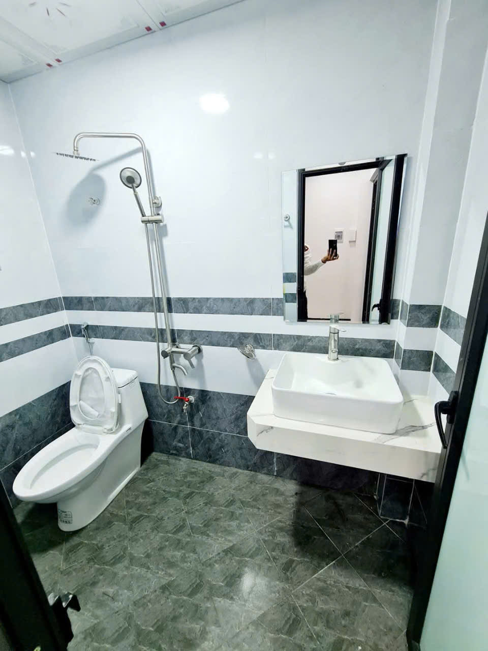 BÁN NHÀ XA LA HÀ ĐÔNG, Ô TÔ TỚI CỬA, HƯỞNG TRỌN TIỆN ÍCH KHU ĐÔ THỊ, CHỈ NHỈNH 6 TỶ - Ảnh 4