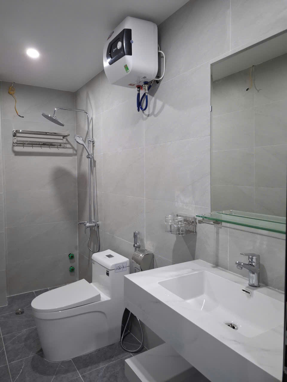 CĂN GÓC - 3 TẦNG - ĐỘC LẬP - Ô TÔ ĐỖ CỬA - TẠI ĐỒNG HOÀ - PHÁP LÝ ĐẦY ĐỦ - Ảnh 3