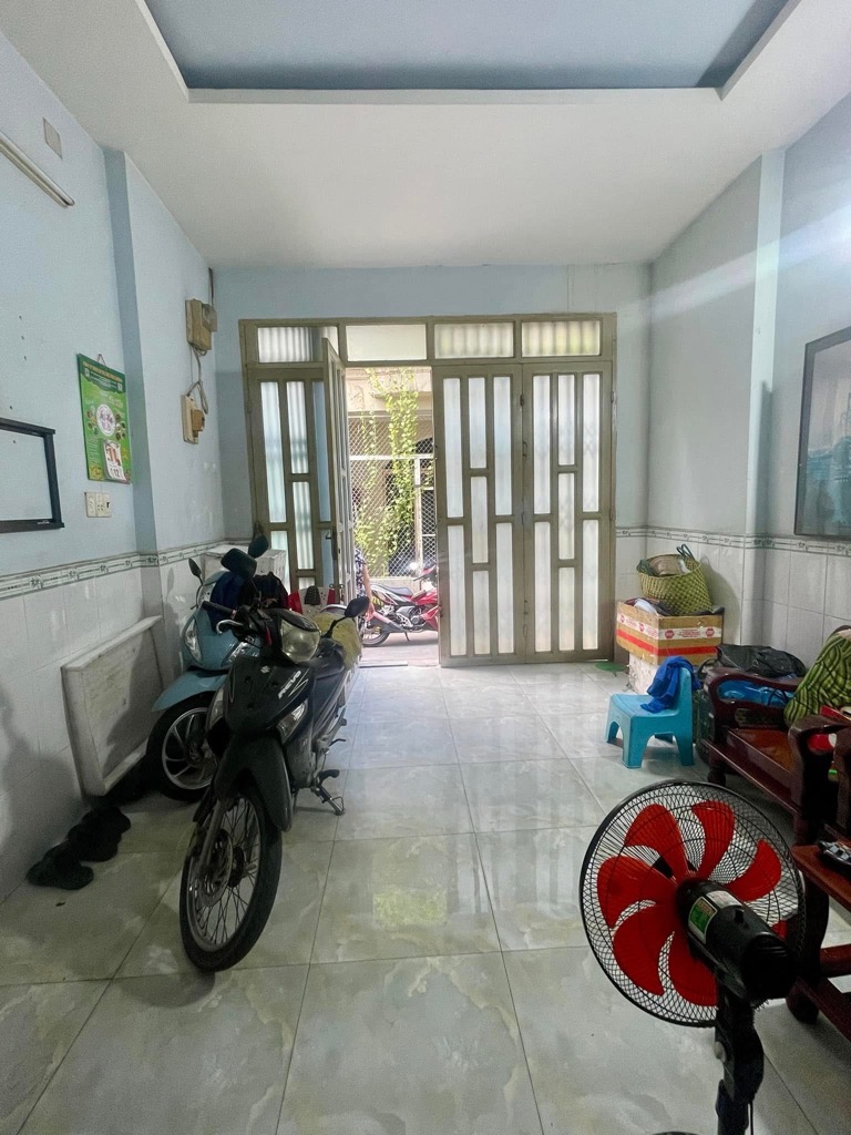 Bán nhà HXH gần Lê Văn Quới, giáp Tân Phú, 32m2 - 4x8 - 3 tầng, chỉ hơn 3 tỷ - Ảnh 2