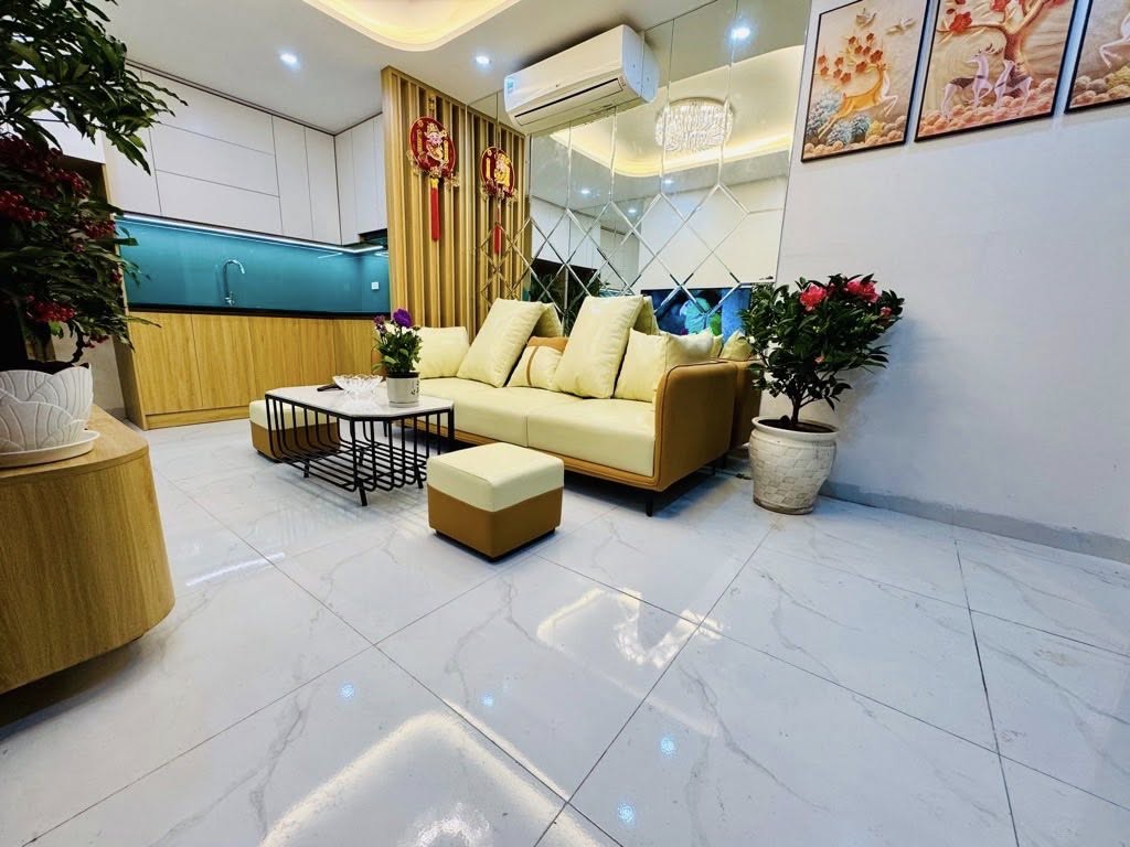 NHÀ ĐẸP PHỐ KIM NGƯU  NGÕ THÔNG  FULL NỘI THẤT  3 NGỦ KHÉP KÍN  GẦN TIMES CITY  NHỈNH 6 TỶ! - Ảnh 1