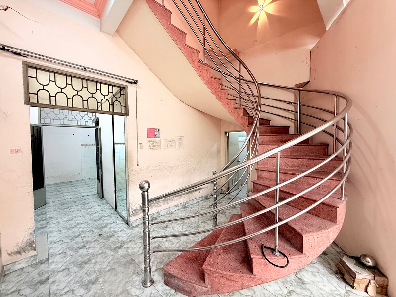 Bán nhà HXH quay đầu Xô Viết Nghệ Tĩnh, P24, Bình Thạnh, 90m2, 3 tầng, ngang 6,4m - Ảnh chính