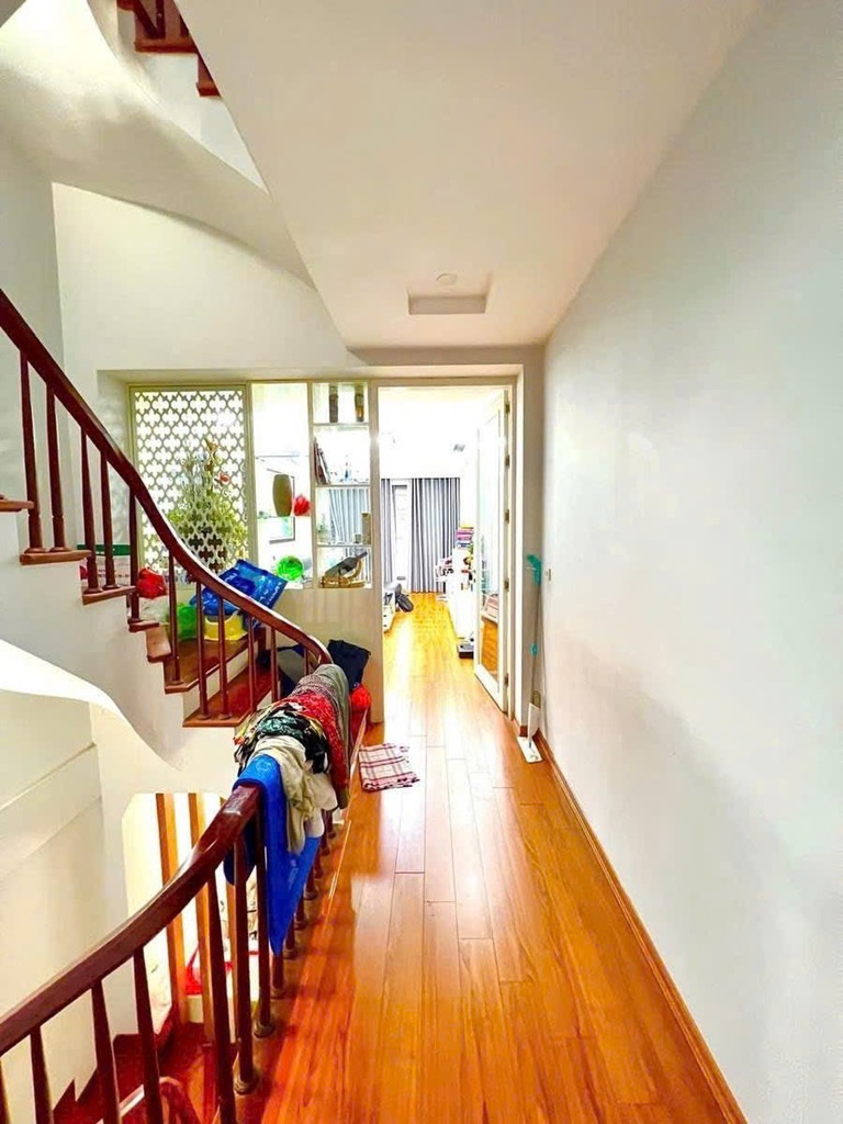 NHÀ ĐẸP DÂN XÂY - GẦN PHỐ - Ô TÔ ĐỖ CỬA - HAI THOÁNG TRƯỚC SAU - KINH DOANH VĂN PHÒNG -ONLINE - Ảnh 2