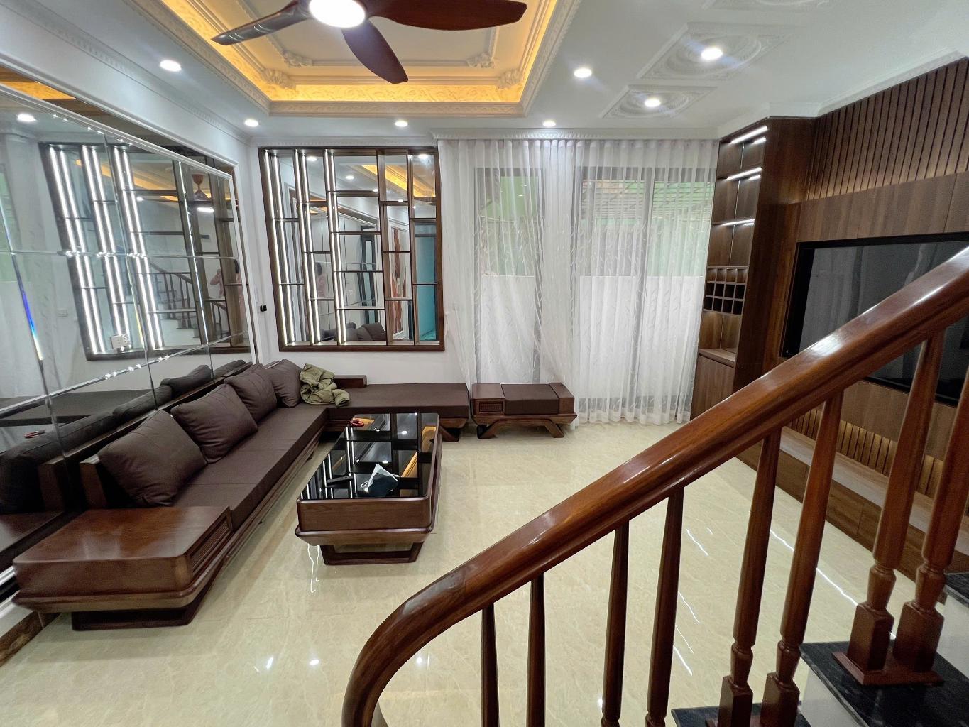 KINH DOANH - 6 TẦNG - NỘI THẤT LONG LANH - CẦU GIẤY - 34M2 - HƠN 8 TỶ - Ảnh 1