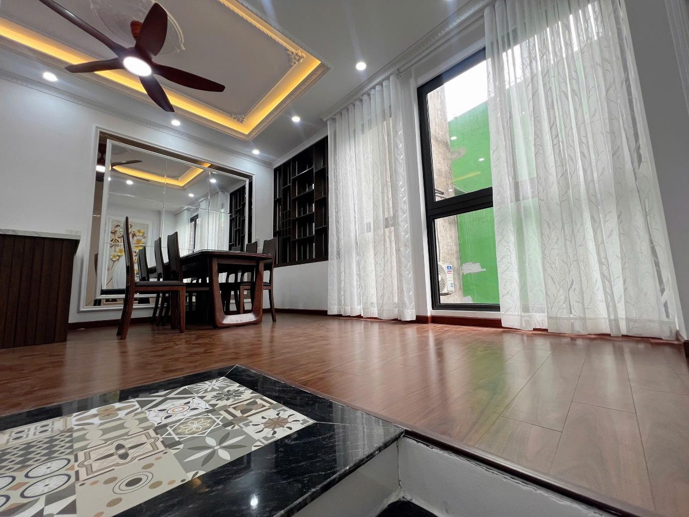 KINH DOANH - 6 TẦNG - NỘI THẤT LONG LANH - CẦU GIẤY - 34M2 - HƠN 8 TỶ - Ảnh 3