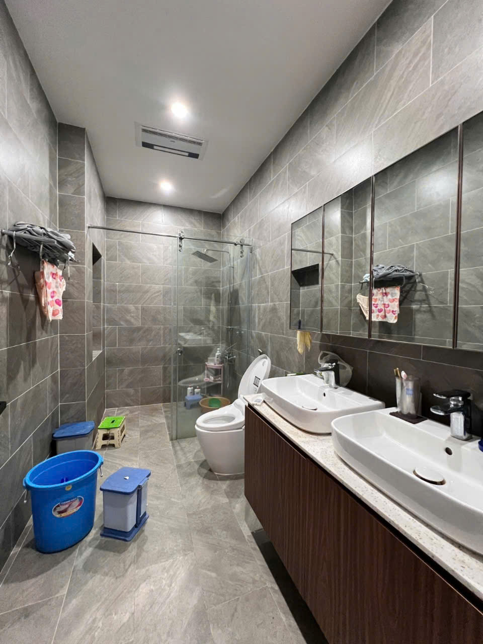 Giảm 300tr Gấp bán HL 2 hẻm xe hơi thông 2 phút ra bệnh viện Bình Tân 48m2,3 Tầng Nhỉnh 4 tỷ - Ảnh 2