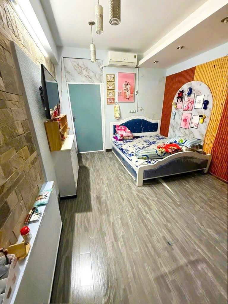 QUẬN 7 - PHƯỜNG TÂN KIỂNG. 240m2 - 7 PHÒNG - DÒNG TIỀN KHỦNG - NHỈNH 10T - Ảnh 4