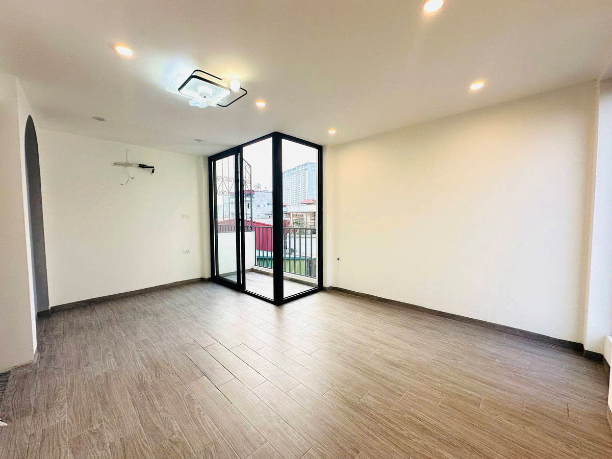 BÁN NHÀ ĐỘI CẤN, BA ĐÌNH, 39M2 7 TẦNG MT 4M GIÁ 8.2TỶ- NGÕ THÔNG-GẦN HỒ SÁT PHỐ - GẦN LĂNG BÁC. - Ảnh 3