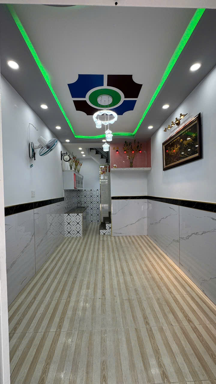 NHÀ ĐẸP 4 TẦNG – CHỈ 2.45 TỶ – HẺM 5M Ô TÔ – GẦN MẶT TIỀN TỈNH LỘ 10 – SỔ VUÔNG VỨC!!! - Ảnh 2