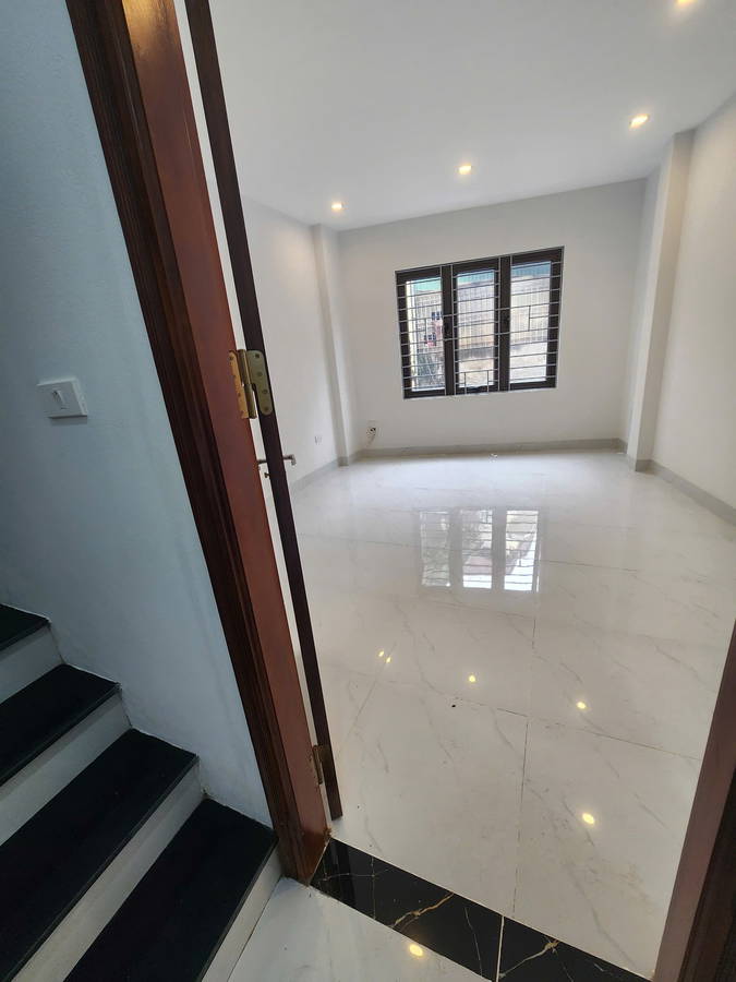 Bán Nhà Định Công. Hoàng Mai. Lô Góc. Ô Tô. DT 30m2. MT 3,5m. 5 Tầng. Giá 7,56 Tỷ. - Ảnh 1