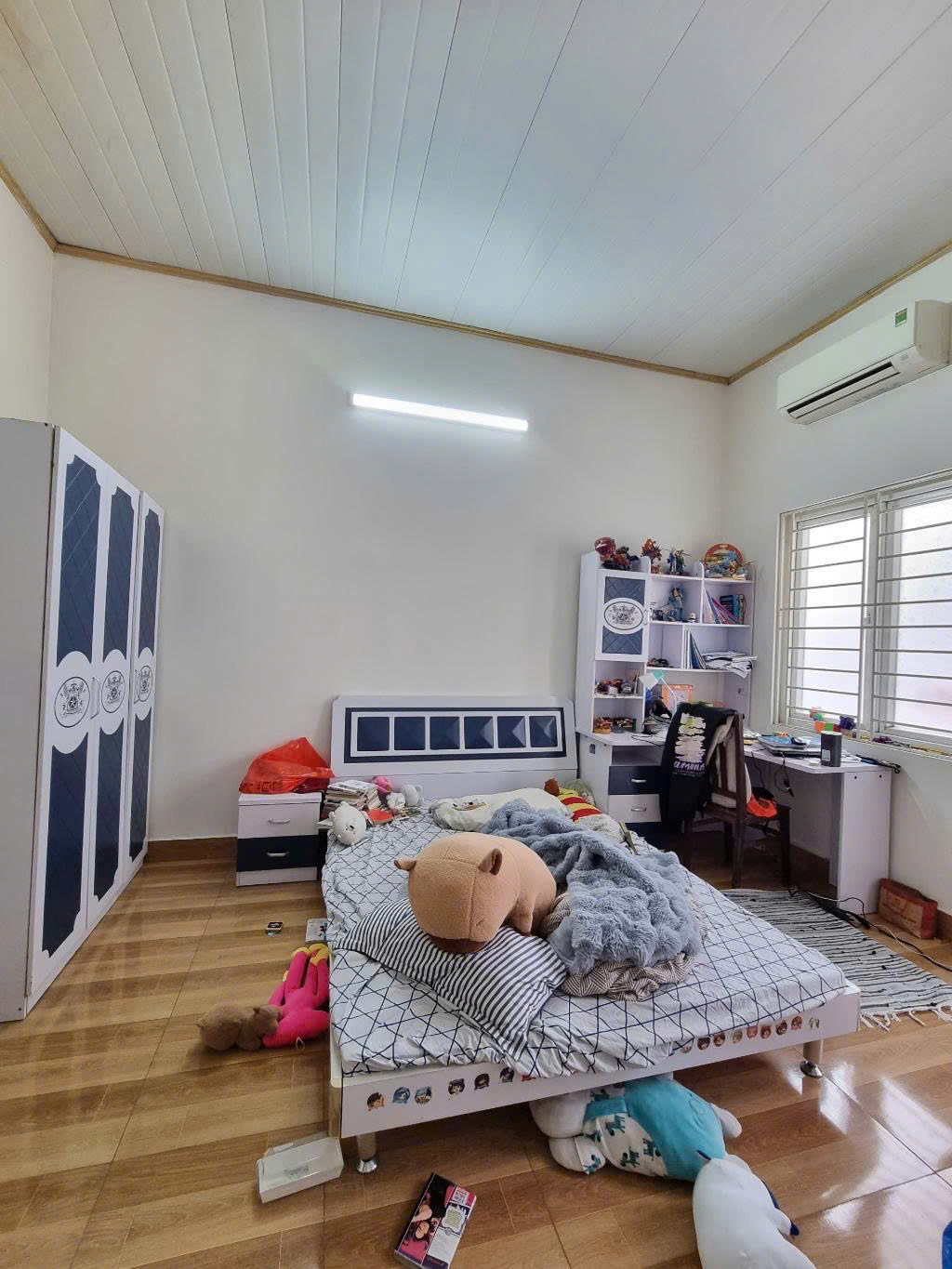 Bán nhà phố Xuân Diệu, Tây Hồ, gần ô tô, khu vực dân trí cao, sổ vuông, 35m, 7.7 tỷ - Ảnh 1