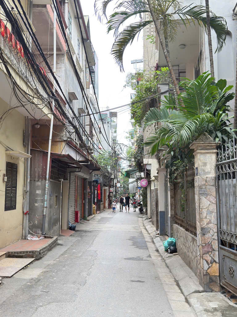 Bán nhà phố Xuân Diệu, Tây Hồ, gần ô tô, khu vực dân trí cao, sổ vuông, 35m, 7.7 tỷ - Ảnh 2