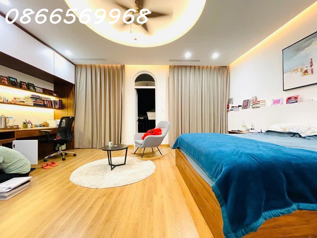 BÁN TÒA NHÀ LÔ GÓC PHỐ THÁI HÀ - 138M² x 6 TẦNG THANG MÁY - GARA Ô TÔ - KD SẦM UẤT - GIÁ 47 TỶ - Ảnh 3