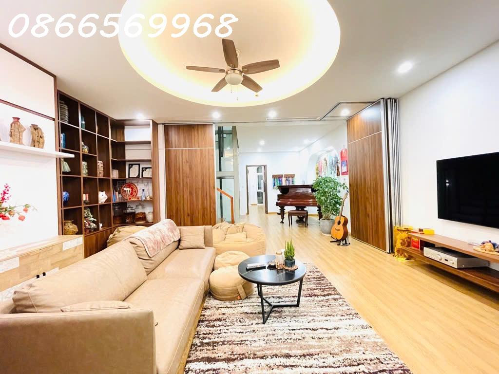 BÁN TÒA NHÀ LÔ GÓC PHỐ THÁI HÀ - 138M² x 6 TẦNG THANG MÁY - GARA Ô TÔ - KD SẦM UẤT - GIÁ 47 TỶ - Ảnh chính