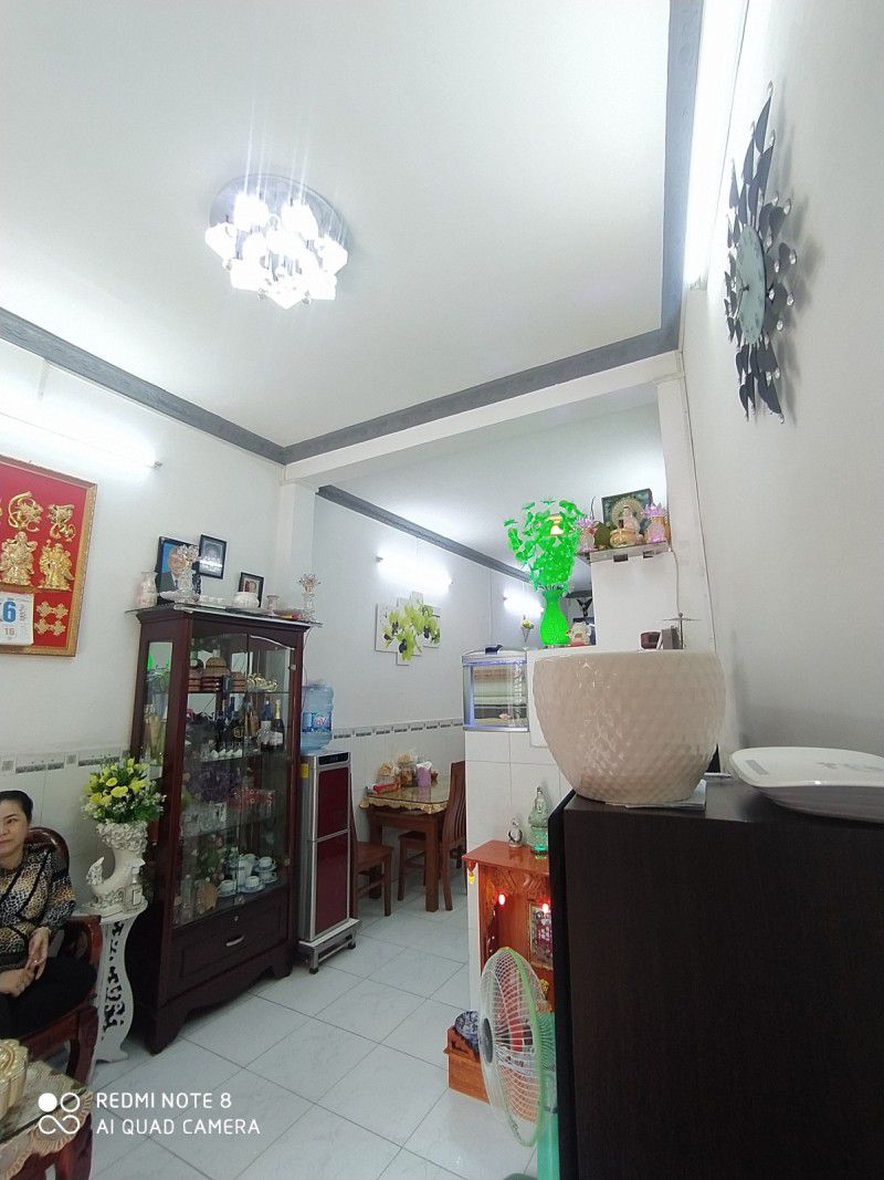 HẺM NHỰA XE HƠI 5M BÀ HOM THÔNG TỨ TUNG - TRỆT LẦU ĐẸP - 35M - SÁT KHU PHÂN LÔ CV NỘI BỘ -  CHỈ 3.7 - Ảnh 1