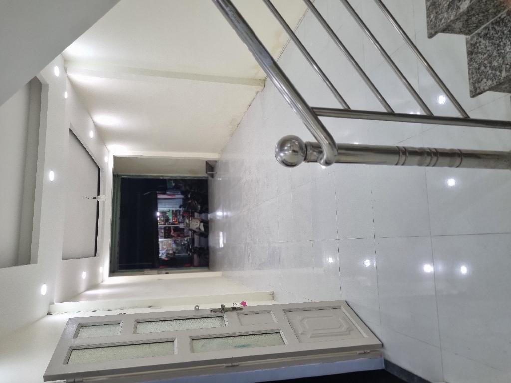 HIẾM, MẶT TIỀN KINH DOANH ĐƯỜNG RẠCH CÁT, P15Q8 DT 60M2, 2 TẦNG CHỈ 4.9 TỶ. - Ảnh 1