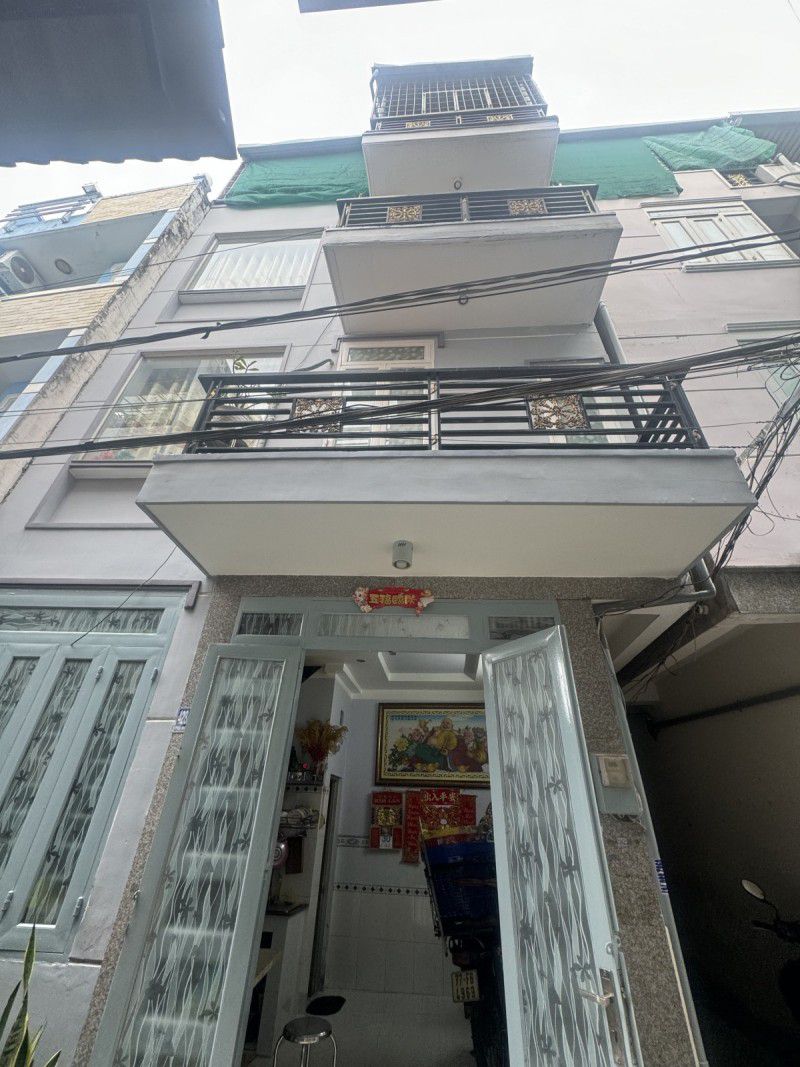 QUẬN 8 - NHÀ 3 TẦNG ĐẸP - TẶNG FULL NỘI THẤT - HẺM 3 GÁC SẠCH ĐẸP HIẾM  THẤY - GIÁ CHỈ 2.48 TỶ - Ảnh chính