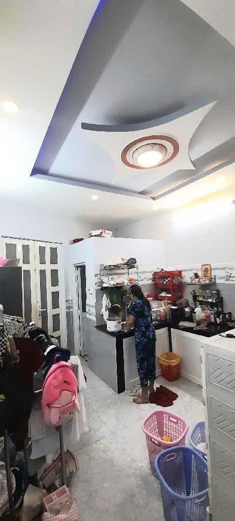 Nhà 2 tầng đúc kiên cố, 1 đời chủ chưa qua đầu tư, ngang 3,5 dài 10m , Lưu hữu phước Q8 giá 2,45 tỷ - Ảnh 1