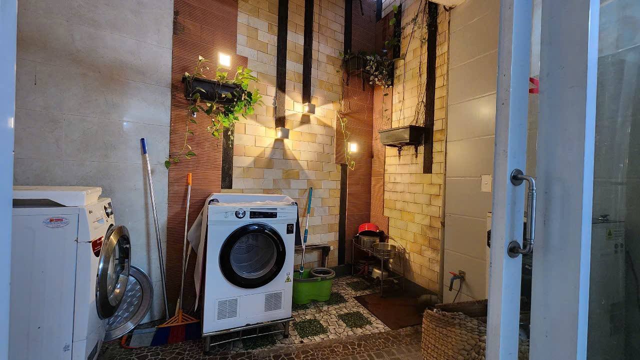 # Nhà Kiệt gần MT Thái Thị Bôi, Chợ, 170m2, ngang 8, 3 tầng, 5.x tỷ - Ảnh 2