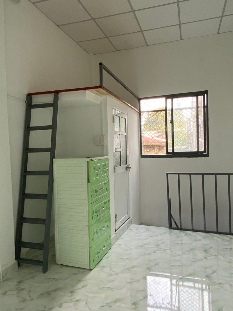 HÀNG HÓT QUẬN 11 - LẠC LONG QUÂN -  HẺM BA GÁC CÁCH XE HƠI 20M - 2 TẦNG ĐÚC BTCT - NỞ HẬU VUÔNG ĐẸP - Ảnh 3