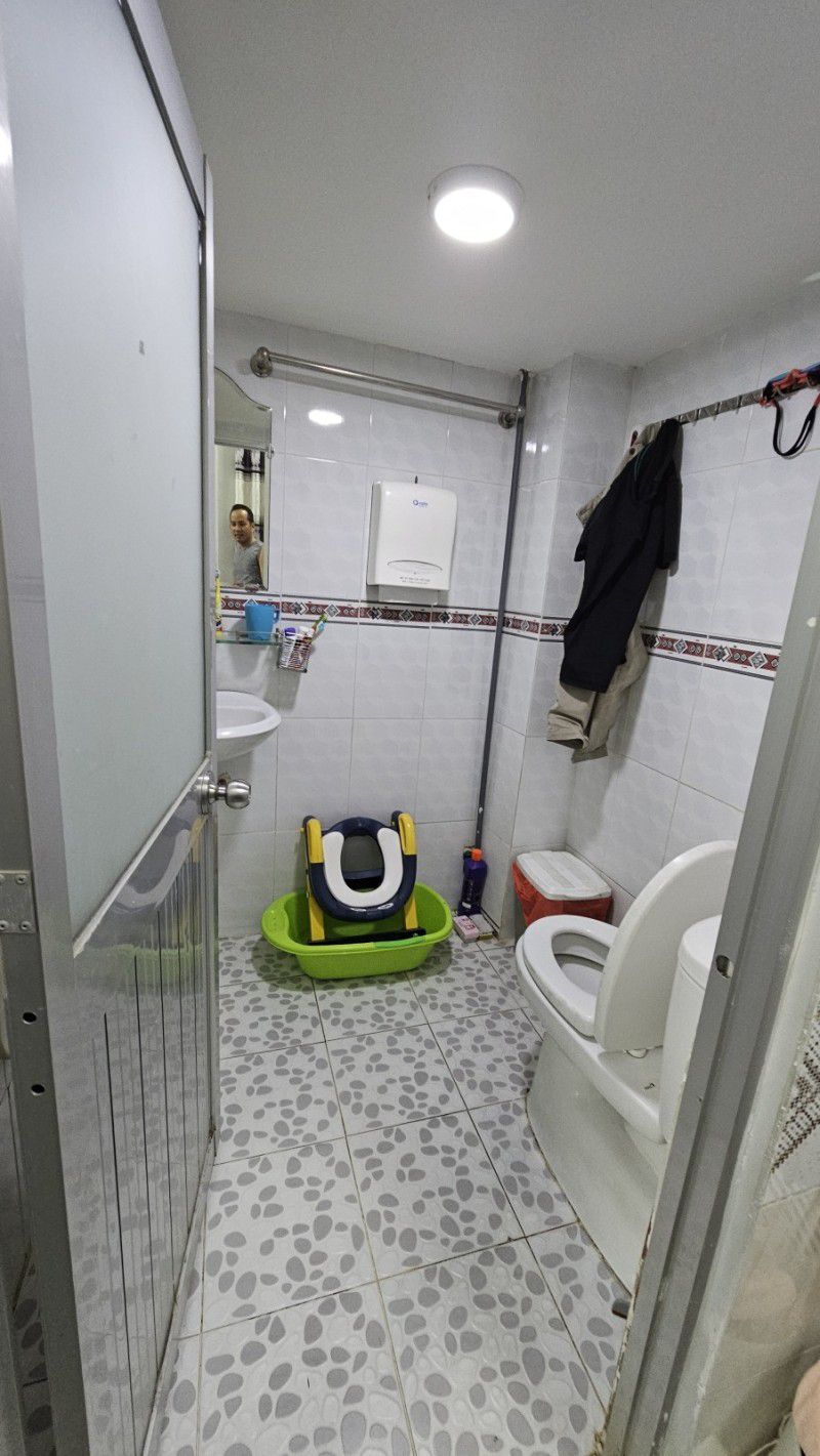 VỊ TRÍ ĐẸP - NHỈNH 2 TỶ HIẾM NHÀ BÁN QUẬN 11 - NHÀ ĐẸP VÀO Ở NGAY - CÁCH VÀI BƯỚC CHÂN RA HẺM Ô TÔ - Ảnh 3