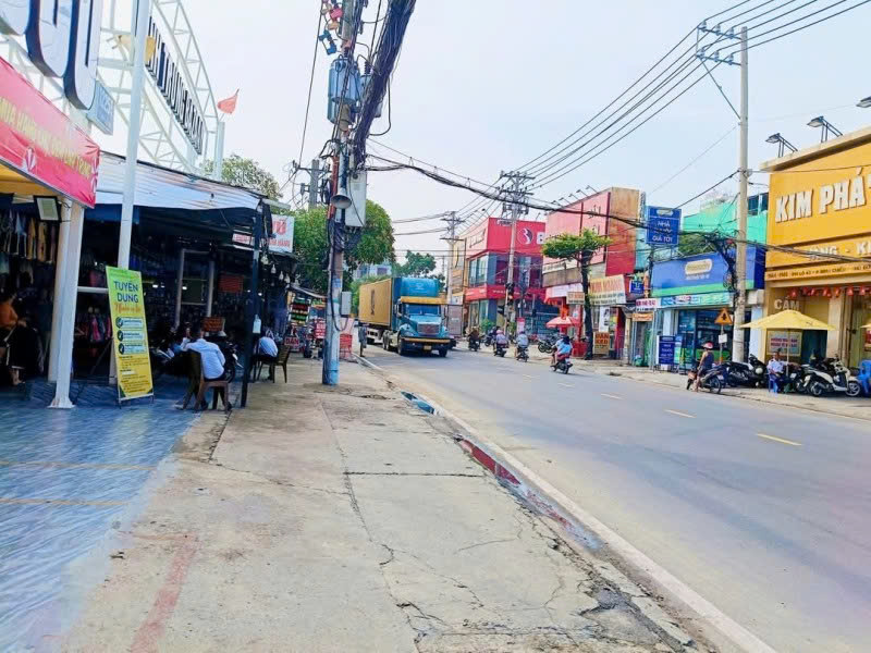 Bán Đất Mặt tiền Tỉnh lộ 43, gần chợ Đầu mối Thủ Đức, 5600m2 ( 35x158m), giảm 147 tỷ. - Ảnh chính