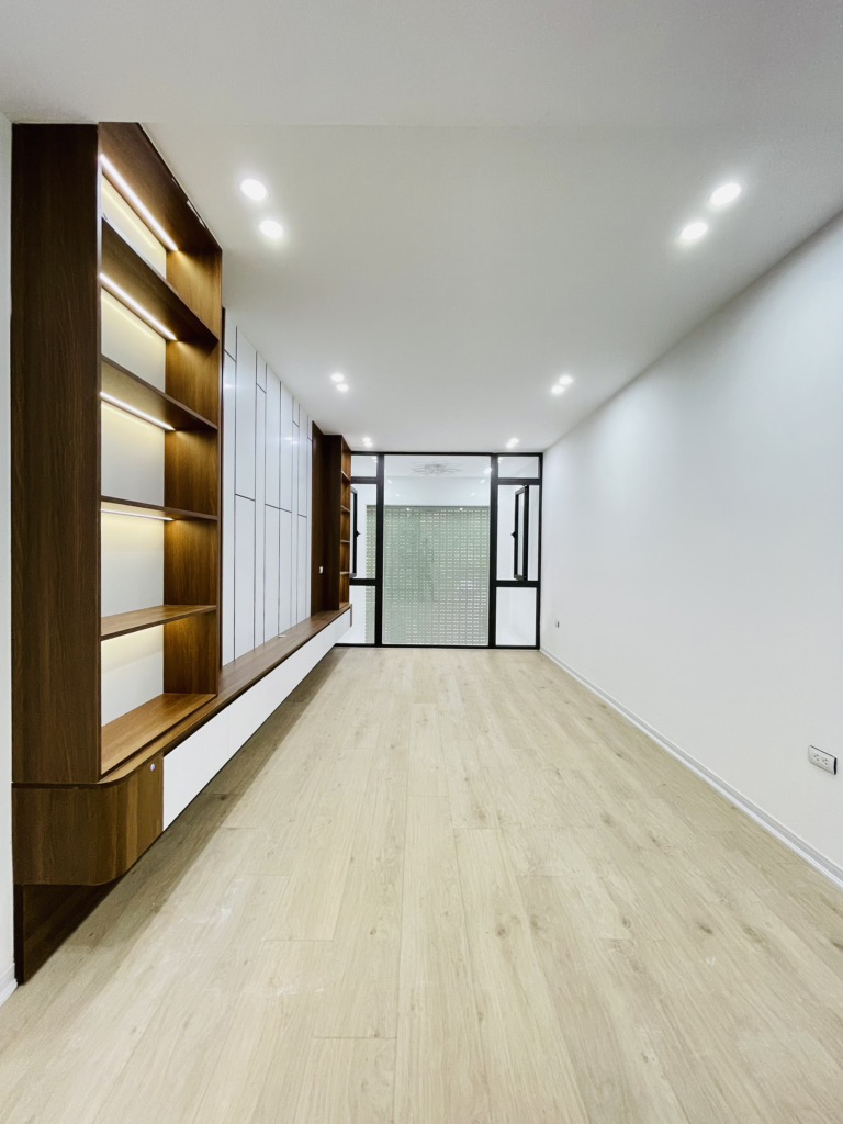 NHÀ ĐỈNH PHỐ ĐẶNG TIẾN ĐÔNG – 7 TẦNG THANG MÁY – 2 MẶT THOÁNG – Ô TÔ TRÁNH - Ảnh chính