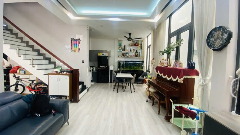 Bán Nhà HXH đường C18 - Khu K300, thông ra Cộng Hòa, 9x9.5m, 3 Tầng, 4 PN, 17.9 tỷ. - Ảnh 1