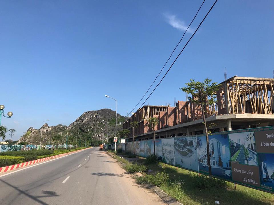 Bán lô đất đầu ve LK6 KĐT Núi Long – Hướng Tây Bắc, đối diện trung tâm thương mại, đường 10.5m - Ảnh chính