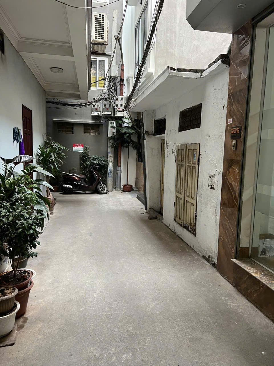 BÁN NHÀ DÂN XÂY, TRUNG TÂM NGỌC LÂM 40M, 4T, MT3.8M, Ô CHỜ THANG MÁY, CÁCH 15M Ô TÔ TRÁNH. - Ảnh 1