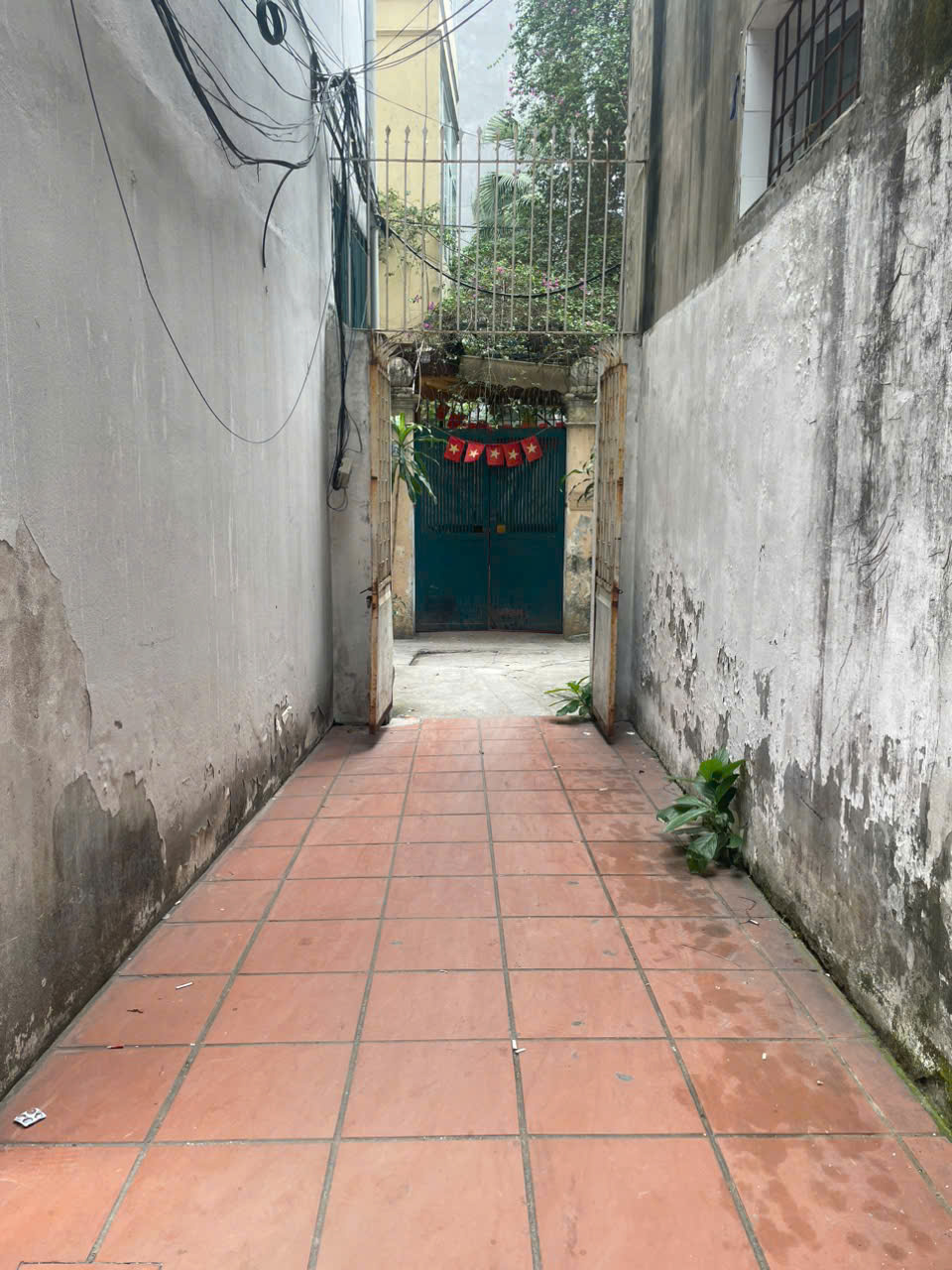 Cần bán nhà ngõ 173 Hoàng Hoa Thám, Ba Đình, Hà Nội. - Ảnh 2