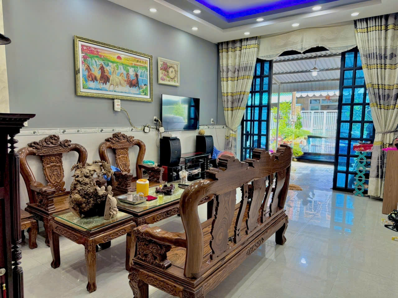 Bán nhà KDC Bửu Long, đường nhựa 12m, nhà còn mới đẹp, chỉ 4 tỷ - Ảnh 1