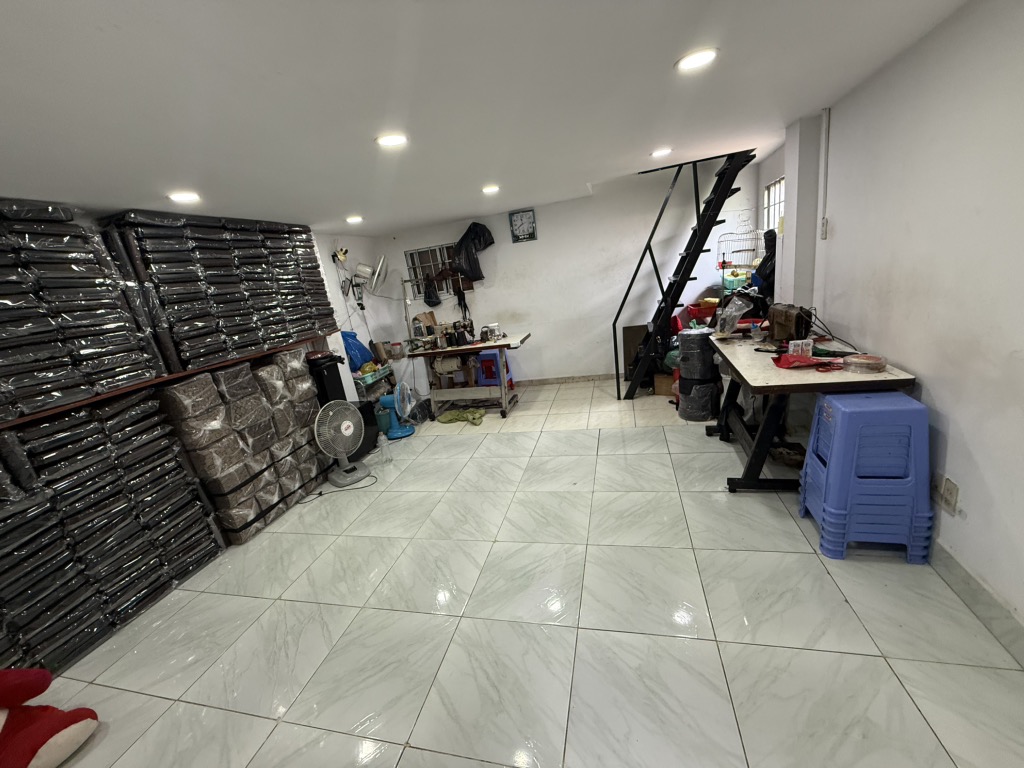 Bán nhà HXT Chiến Lược, gần Tên Lửa, Bình Trị Đông, 58m² - 4x15 - 2 tầng, chỉ hơn 4 tỷ - Ảnh 2
