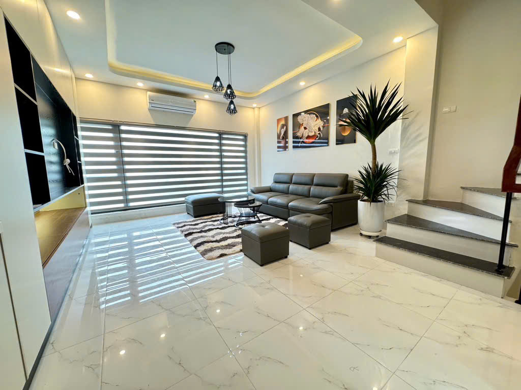 HIẾM - NHÀ ĐẸP ĐẠI LA - CHỈ 8.2 TỶ - CÁCH PHỐ 30M - THANG MÁY - 5 TẦNG Ở NGAY! - Ảnh chính