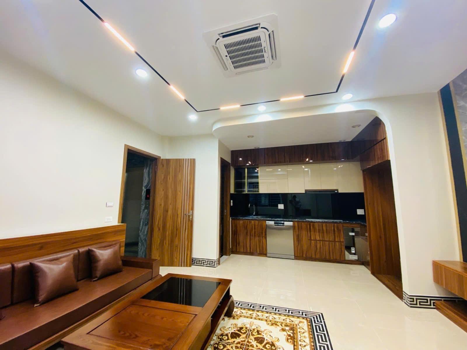 DUY NHẤT 1 CĂN BIỆT THỰ LIỀN KỀ - KĐT MỄ TRÌ THƯỢNG - ĐẠI LỘ THĂNG LONG Diện tích: 76m² x 4 tầng - Ảnh chính