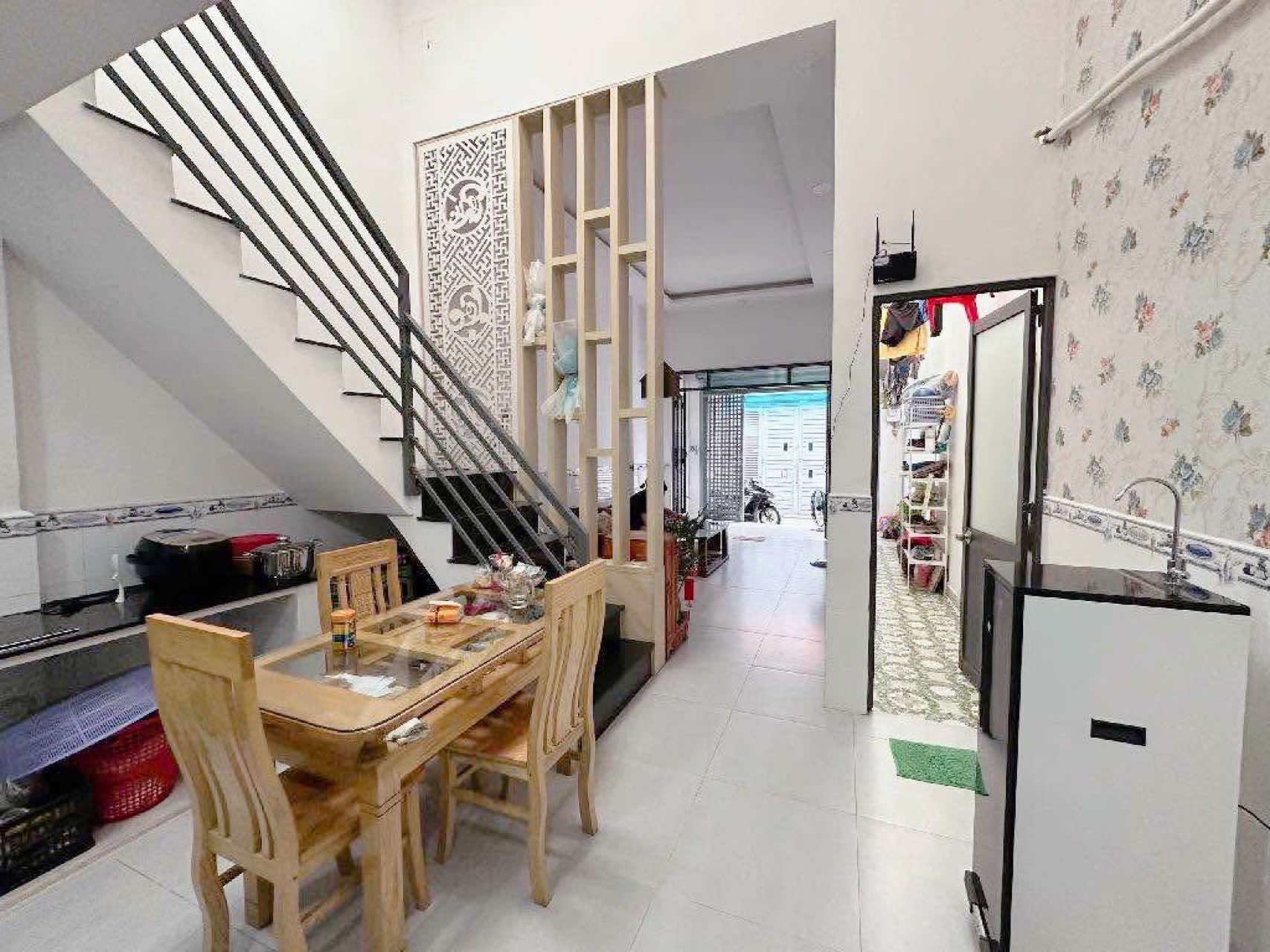 Nhà cấp 4 có lửng 55m2 Hiệp Thành 26 Q12 , hẻm 3 gác , liền kề Coopmart , 3 tỷ nhỉnh 0932030061 - Ảnh 2
