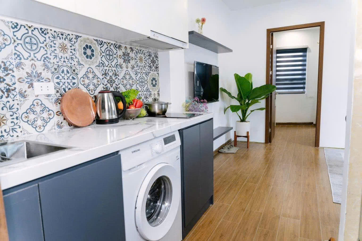 Bán gấp tòa CCMN Đống Đa - 134m mặt tiền 5.6m, dòng tiền khủng, chỉ 26 tỷ - Ảnh 1