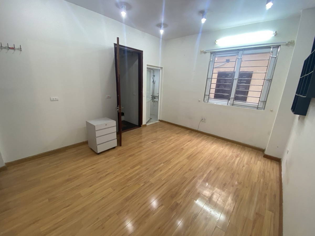 Bán Nhà Thịnh Quang. Đống Đa. DT 31m2. MT 4,2m. 5 Tầng. Giá 6,18 Tỷ. - Ảnh 2