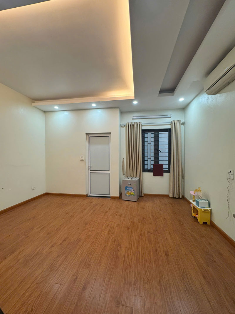 Cần bán 98,2m2 nhà 4,5 tầng mặt phố Nguyễn Văn Hưởng. Vị trí đẹp, ô tô tránh, vỉa hè, kinh doanh - Ảnh 4