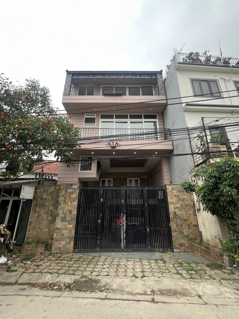 BÁN NHÀ MẶT PHỐ AN DƯƠNG VƯƠNG - TÂY HỒ - 169M2 - 4 TẦNG - SỔ ĐỎ CHÍNH CHỦ - Ảnh chính