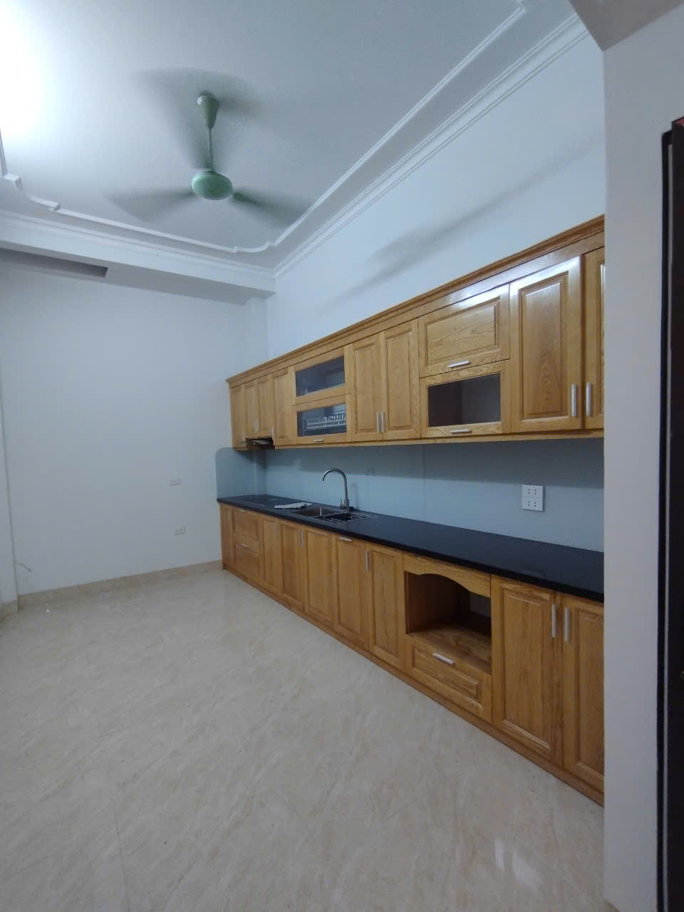 bán nhà mặt phố khương trung thanh xuân 20ty500tr DT42m2 ,4 tầng LH 036.214.6202 - Ảnh chính