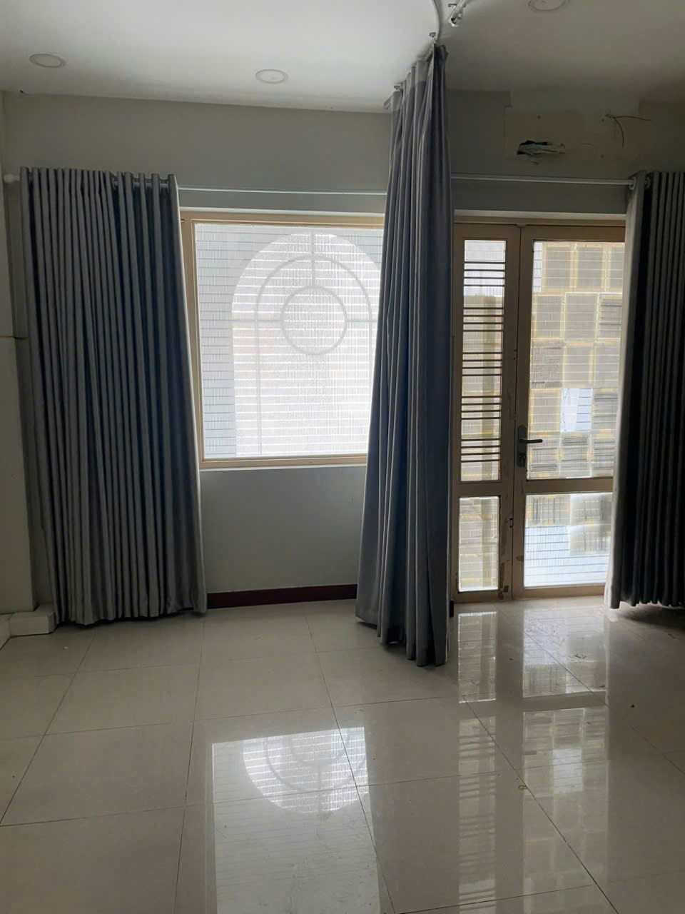 CHÍNH CHỦ CHO THUÊ NHÀ MẶT TIỀN ĐƯỜNG SỐ 250 ĐƯỜNG 3/2 - QUẬN 10 - TP HỒ CHÍ MINH - Ảnh 4