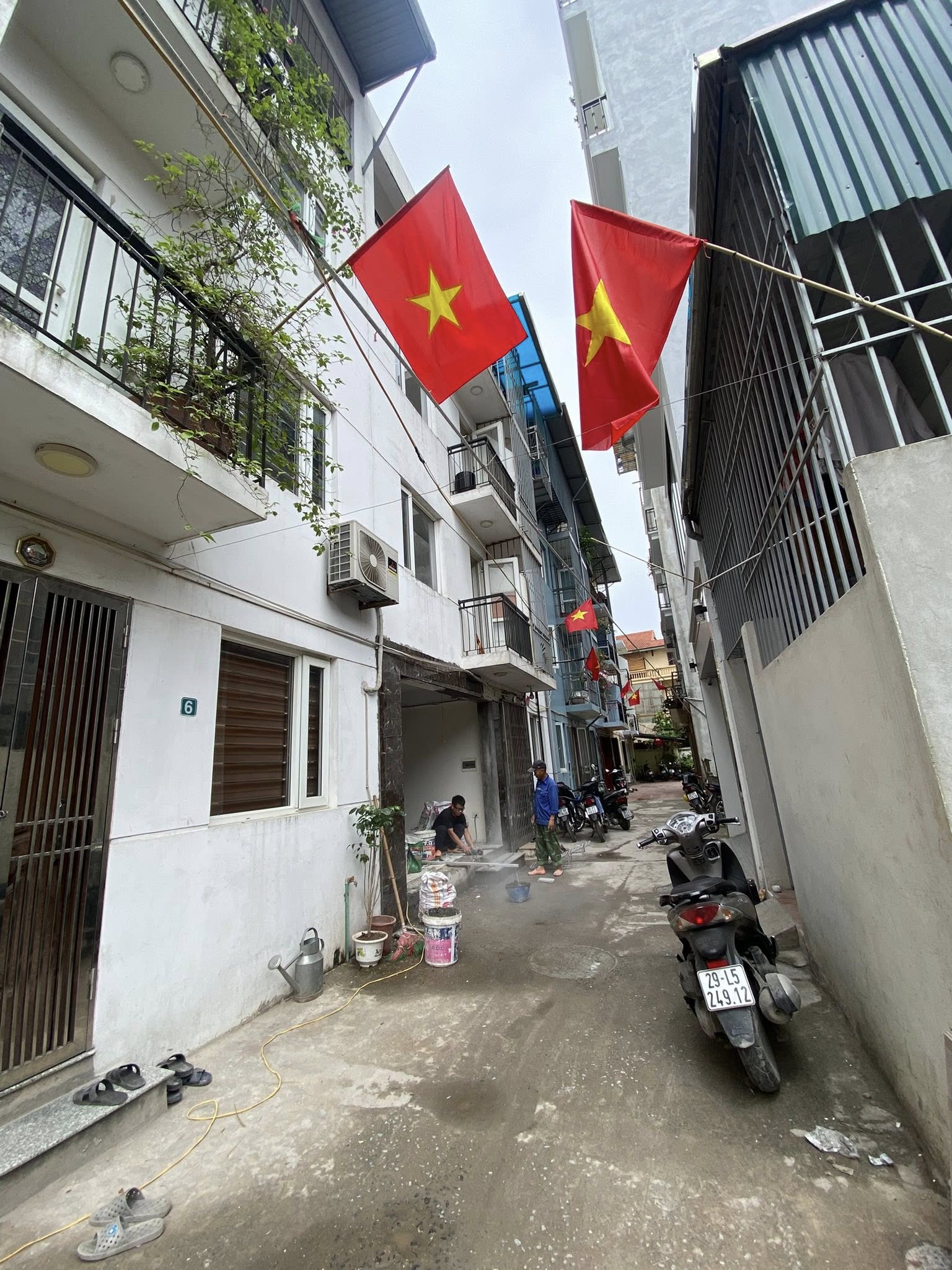 Bán nhà Phân Lô, ô tô vào nhàBắc Từ Liêm 48m2, 4 tầng, MT 4m giá nhỉnh 8 tỷ - Ảnh 1