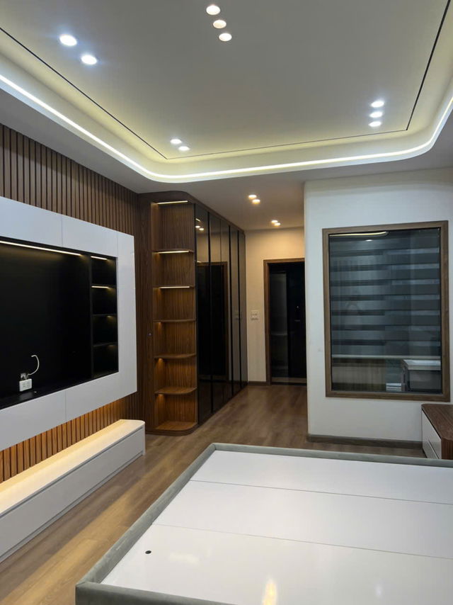 NHÀ MỚI Ô TÔ VÀO  NHÀ FULL NỘI THẤT Phố  Ngọc Trì 52m2,X 6 tầng,mặt tiền  3.7m, 11.5 tỷ Long Biên. - Ảnh 1