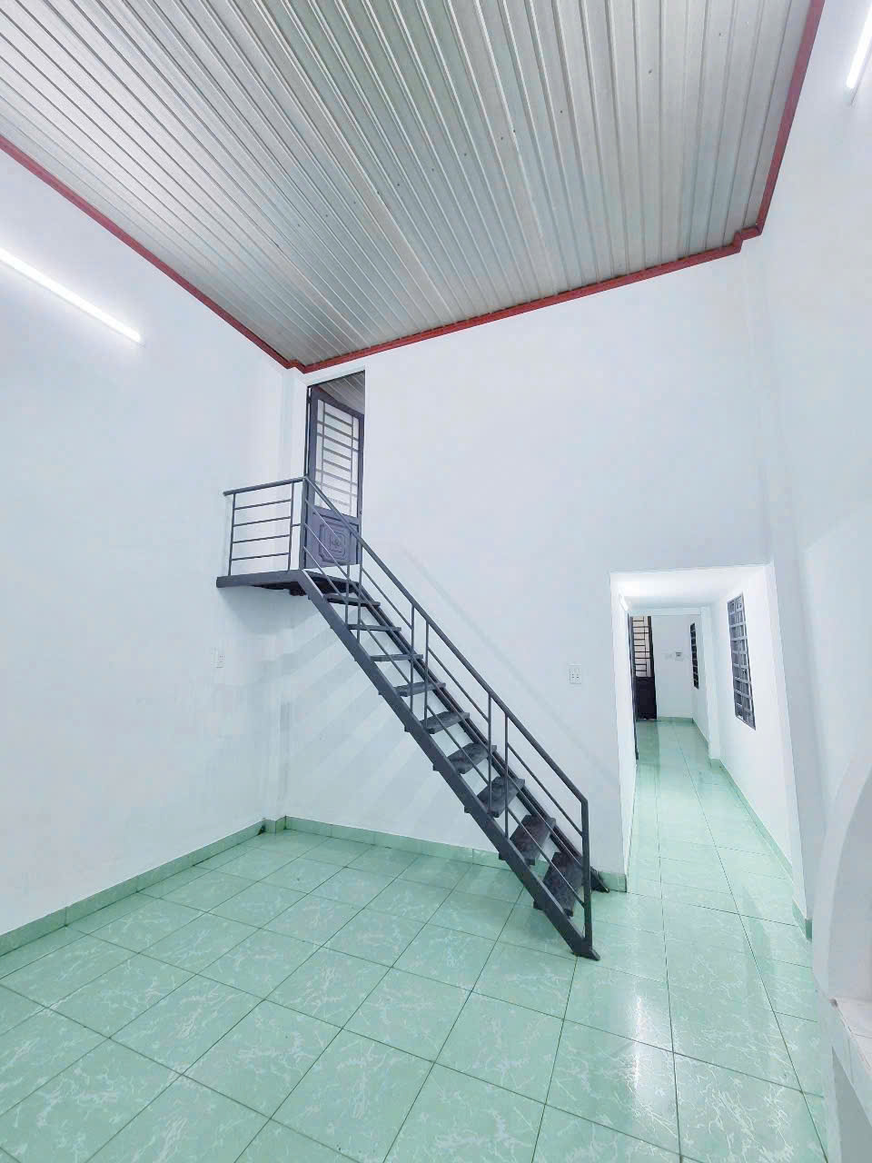Bán nhà sổ riêng, KP2 Trảng Dài, gần hồ bơi Phương Nam, chỉ 1ty290 - Ảnh 2