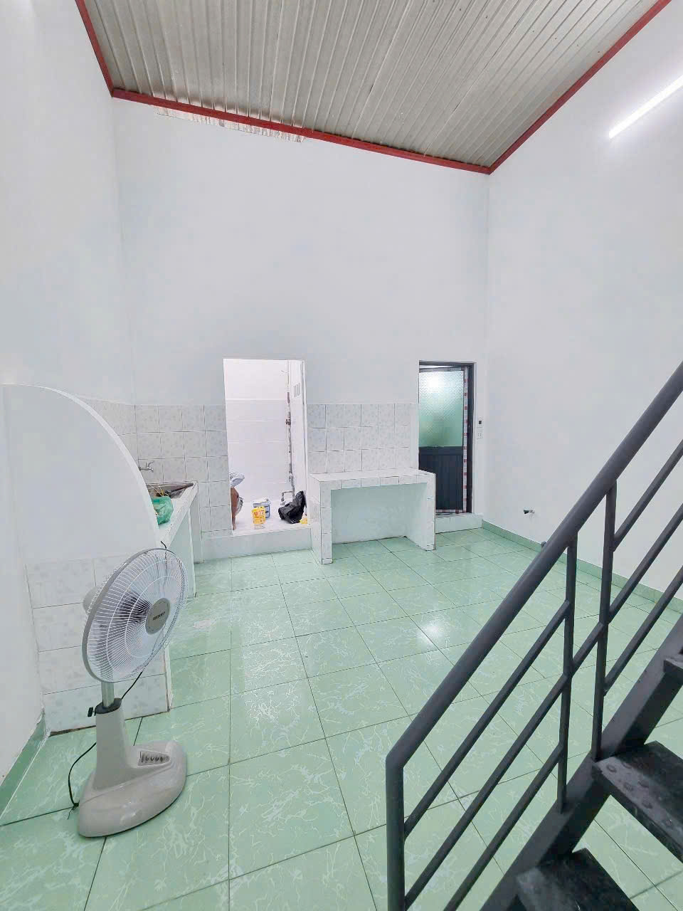 Bán nhà sổ riêng, KP2 Trảng Dài, gần hồ bơi Phương Nam, chỉ 1ty290 - Ảnh 3